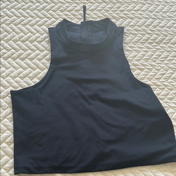Girlfriend Collective Black Crop Tank Top with Mandarin Collar - Picture 1 of 4